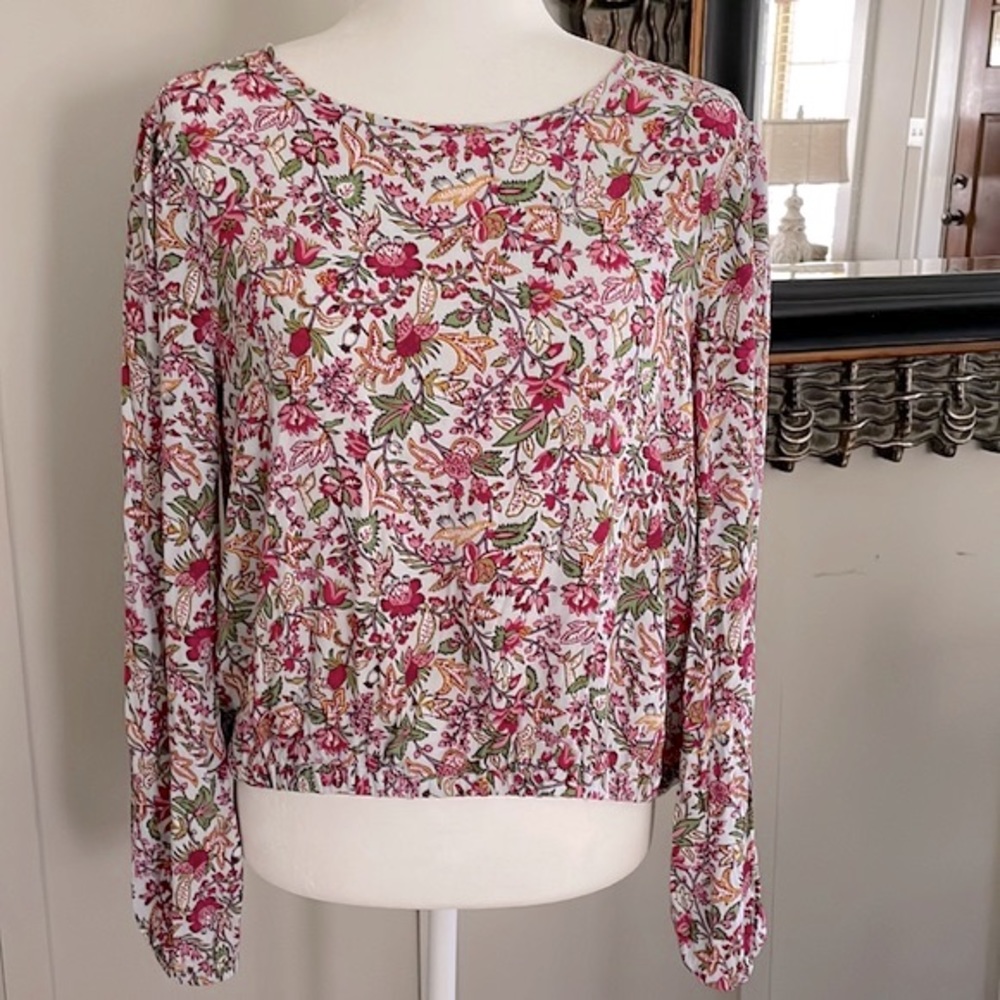 Loft Jungle Wrap V-Back Multicolor Floral Elasticized Hem Top EUC  Size Medium - Picture 5 of 14